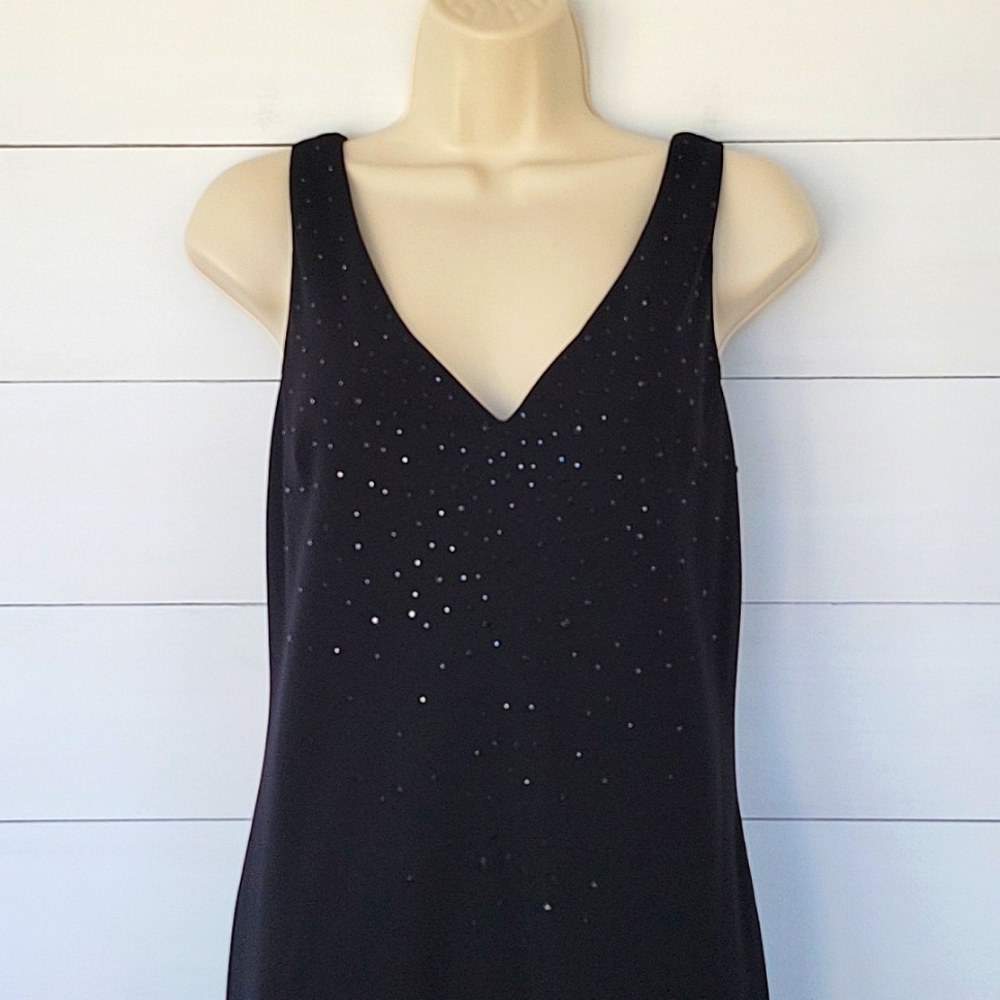 JONES NEW YORK Black Sleeveless Long Dress. Size 12 Like New, No Flaws